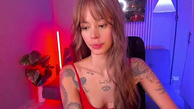 VegaLuxe online show from 01-18-26, 02:32