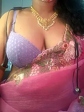 Snapshot of Preeti345 chatting on 07-06-26, 08:55 Preeti345 online show from 07-06-26, 08:55