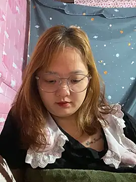 Snapshot of Samsam-006 chatting on 01-16-26, 03:10 Samsam-006 online show from 01-16-26, 03:10