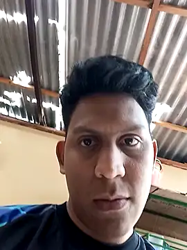 Snapshot of jhonsonbt chatting on 12-04-25, 02:15 jhonsonbt online show from 12-04-25, 02:15