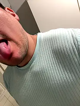 CharlyAlfa22 online show from 12-21-25, 09:44