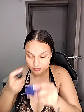 Valeriaa 21 online show from 06-10-26, 12:37