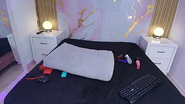 AprillRoss online show from 03-14-26, 04:01