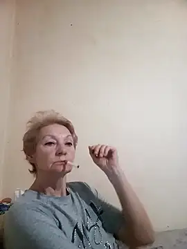 Snapshot of Calypso-Loove chatting on 05-11-26, 02:12 Calypso-Loove online show from 05-11-26, 02:12