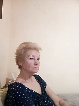 Snapshot of Calypso-Loove chatting on 05-14-26, 01:51 Calypso-Loove online show from 05-14-26, 01:51
