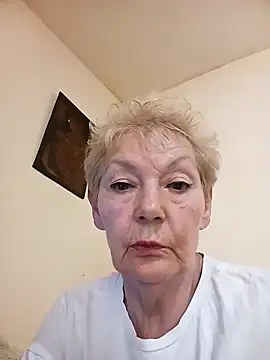Snapshot of Calypso-Loove chatting on 06-04-26, 11:16 Calypso-Loove online show from 06-04-26, 11:16