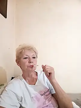 Snapshot of Calypso-Loove chatting on 06-06-26, 10:42 Calypso-Loove online show from 06-06-26, 10:42