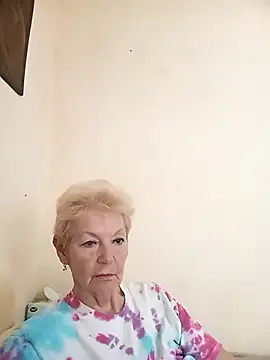 Snapshot of Calypso-Loove chatting on 06-08-26, 11:43 Calypso-Loove online show from 06-08-26, 11:43