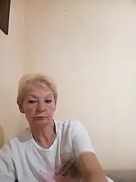 Snapshot of Calypso-Loove chatting on 06-14-26, 08:05 Calypso-Loove online show from 06-14-26, 08:05