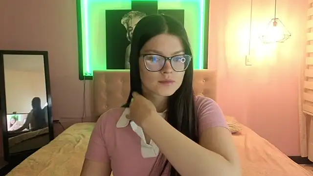 Sara valderrama  online show from 06-13-26, 03:32