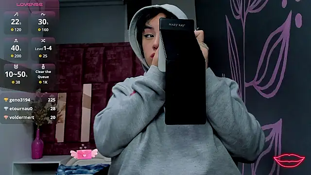 Kiara Fox   online show from 02-22-26, 07:51