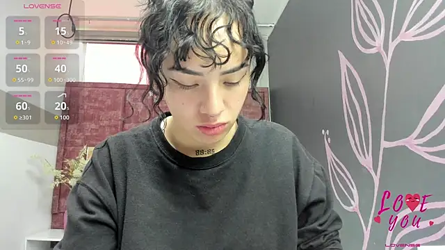 Kiara Fox   online show from 03-31-26, 07:14