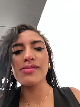 Snapshot of AlinaArgii chatting on 02-04-26, 04:13 AlinaArgii online show from 02-04-26, 04:13