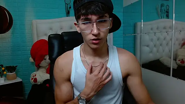 Snapshot of jeremy_job chatting on 02-23-26, 12:35 jeremy job online show from 02-23-26, 12:35