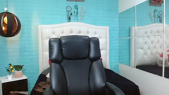 Snapshot of jeremy_job chatting on 02-24-26, 11:30 jeremy job online show from 02-24-26, 11:30