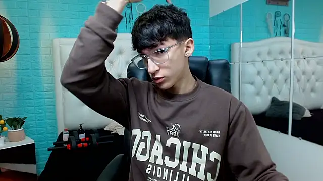 Snapshot of jeremy_job chatting on 03-03-26, 11:27 jeremy job online show from 03-03-26, 11:27