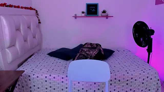 vaalentiino online show from 01-12-26, 10:37