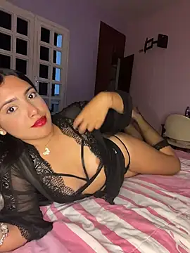 Snapshot of _Laurentt_ chatting on 02-08-26, 01:53 Laurentt online show from 02-08-26, 01:53