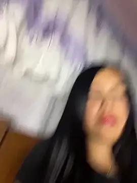 Snapshot of _Laurentt_ chatting on 03-19-26, 02:26 Laurentt online show from 03-19-26, 02:26