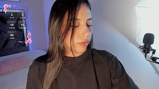 Snapshot of miajonesblowjob chatting on 02-08-26, 01:03 miajonesblowjob online show from 02-08-26, 01:03