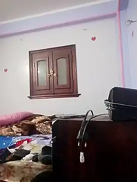 Snapshot of daisytaylorx1 chatting on 03-06-26, 07:32 daisytaylorx1 online show from 03-06-26, 07:32