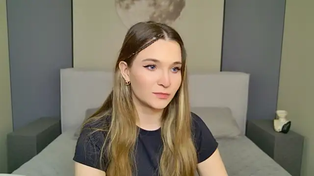 Lina Sinerz online show from 04-02-26, 09:01