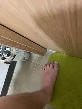 hairylittledic online show from 06-27-26, 12:26