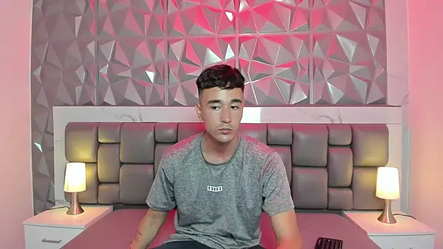 Snapshot of KathyAiden chatting on 01-13-26, 07:41 KathyAiden online show from 01-13-26, 07:41