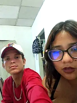 HotNMcouple online show from 12-05-25, 05:05