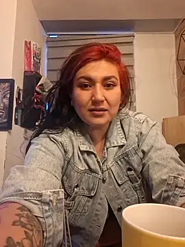 Snapshot of Magenta_Moon chatting on 02-04-26, 11:09 Magenta Moon online show from 02-04-26, 11:09