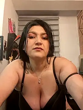 Snapshot of Magenta_Moon chatting on 03-01-26, 04:58 Magenta Moon online show from 03-01-26, 04:58