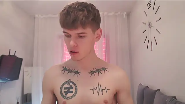 Fredd Xanders online show from 04-28-26, 03:55