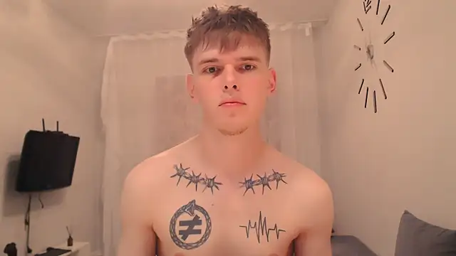 Fredd Xanders online show from 07-08-26, 01:48