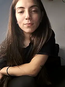 Snapshot of Ceciihot chatting on 04-10-26, 02:06 Ceciihot online show from 04-10-26, 02:06