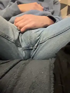 kiki titanfr online show from 12-05-25, 05:27