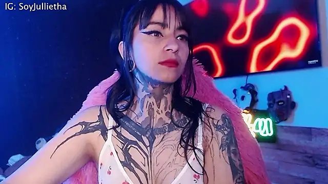 Julls420  online show from 02-24-26, 05:27