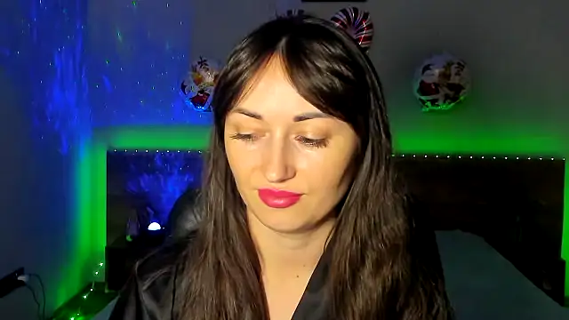 Snapshot of RosiAlina chatting on 01-13-26, 09:14 RosiAlina online show from 01-13-26, 09:14