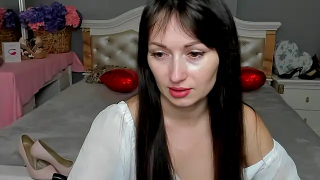 Snapshot of RosiAlina chatting on 02-26-26, 08:13 RosiAlina online show from 02-26-26, 08:13