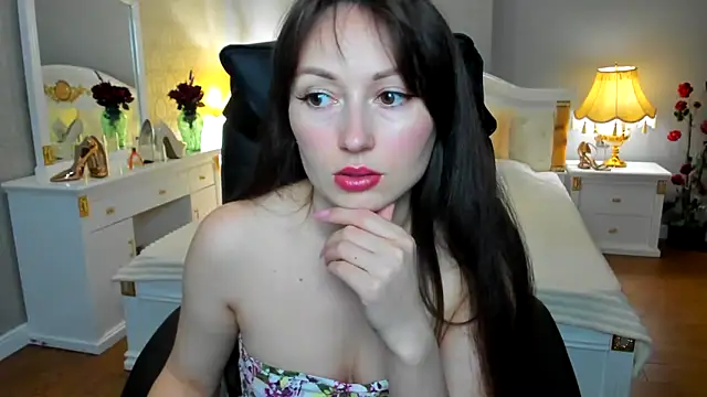 Snapshot of RosiAlina chatting on 05-20-26, 06:41 RosiAlina online show from 05-20-26, 06:41