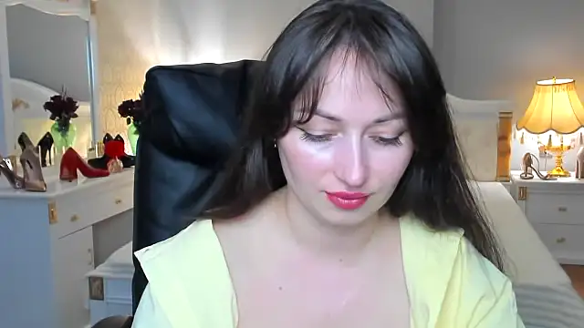 Snapshot of RosiAlina chatting on 06-08-26, 08:15 RosiAlina online show from 06-08-26, 08:15