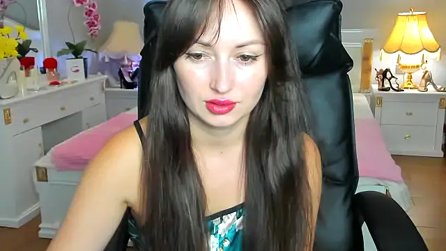 Snapshot of RosiAlina chatting on 07-17-26, 06:31 RosiAlina online show from 07-17-26, 06:31
