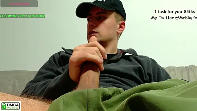 Snapshot of Brellisimo chatting on 12-22-25, 07:05 Brellisimo online show from 12-22-25, 07:05