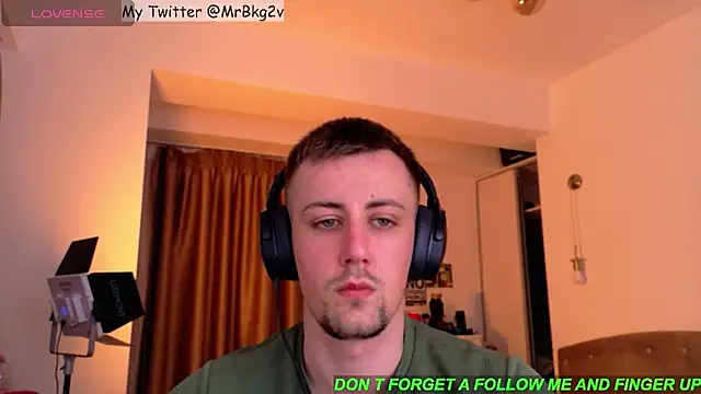 Snapshot of Brellisimo chatting on 06-03-26, 04:01 Brellisimo online show from 06-03-26, 04:01