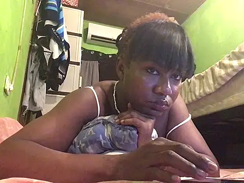 Snapshot of AsianBlackBeauty69 chatting on 07-05-26, 04:25 AsianBlackBeauty69 online show from 07-05-26, 04:25
