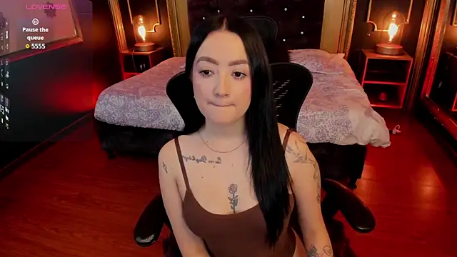 Snapshot of Sabrina_Cutte chatting on 05-26-26, 03:35 Sabrina Cutte online show from 05-26-26, 03:35