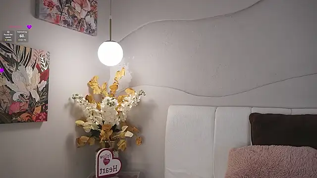 SaraJonesxx online show from 03-10-26, 04:45