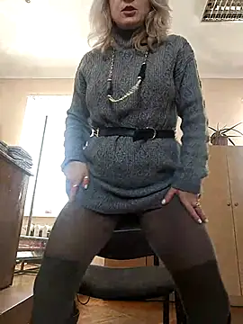 Snapshot of AhlyssaLove1155 chatting on 02-16-26, 10:22 AhlyssaLove1155 online show from 02-16-26, 10:22