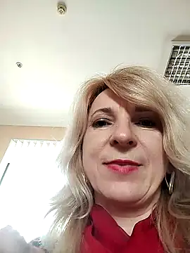 Snapshot of AhlyssaLove1155 chatting on 03-12-26, 10:10 AhlyssaLove1155 online show from 03-12-26, 10:10