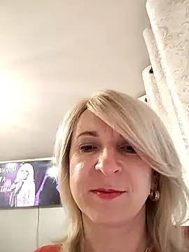 AhlyssaLove1155 online show from 04-22-26, 04:52