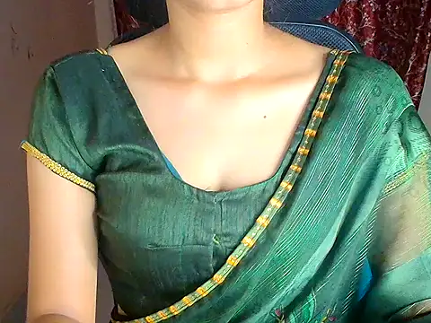Snapshot of Sexy_Sanaya2 chatting on 07-07-26, 06:01 Sexy Sanaya2 online show from 07-07-26, 06:01